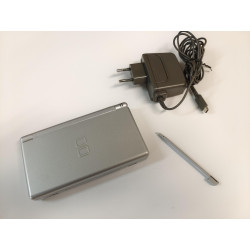 Nintendo DS Lite + Brain Training